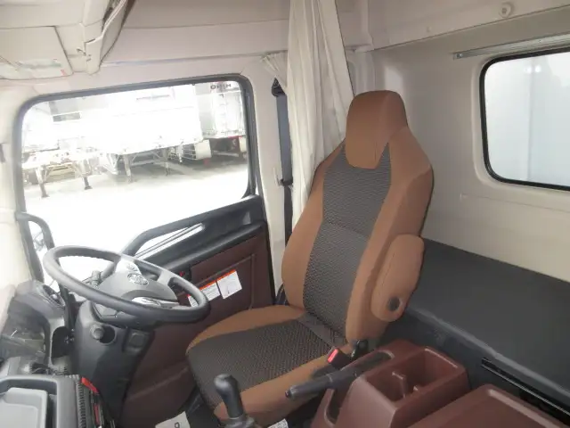 ☆車検付き(R6.11.29)☆ 令和4年 日野 4tアルミウィングPG 62ワイド ハイルーフ ゲート蓋 240馬力 MT6速 エアサス 積載:2,250㎏ 距離:600㎞の画像53