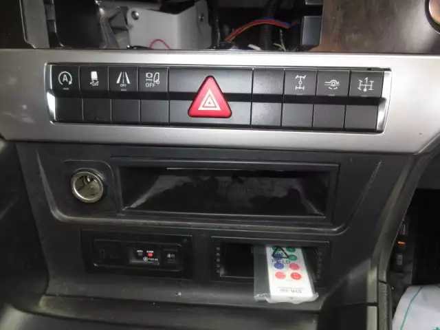 平成30年09月中古大型クレーン付三菱ふそうスーパーグレートの画像36