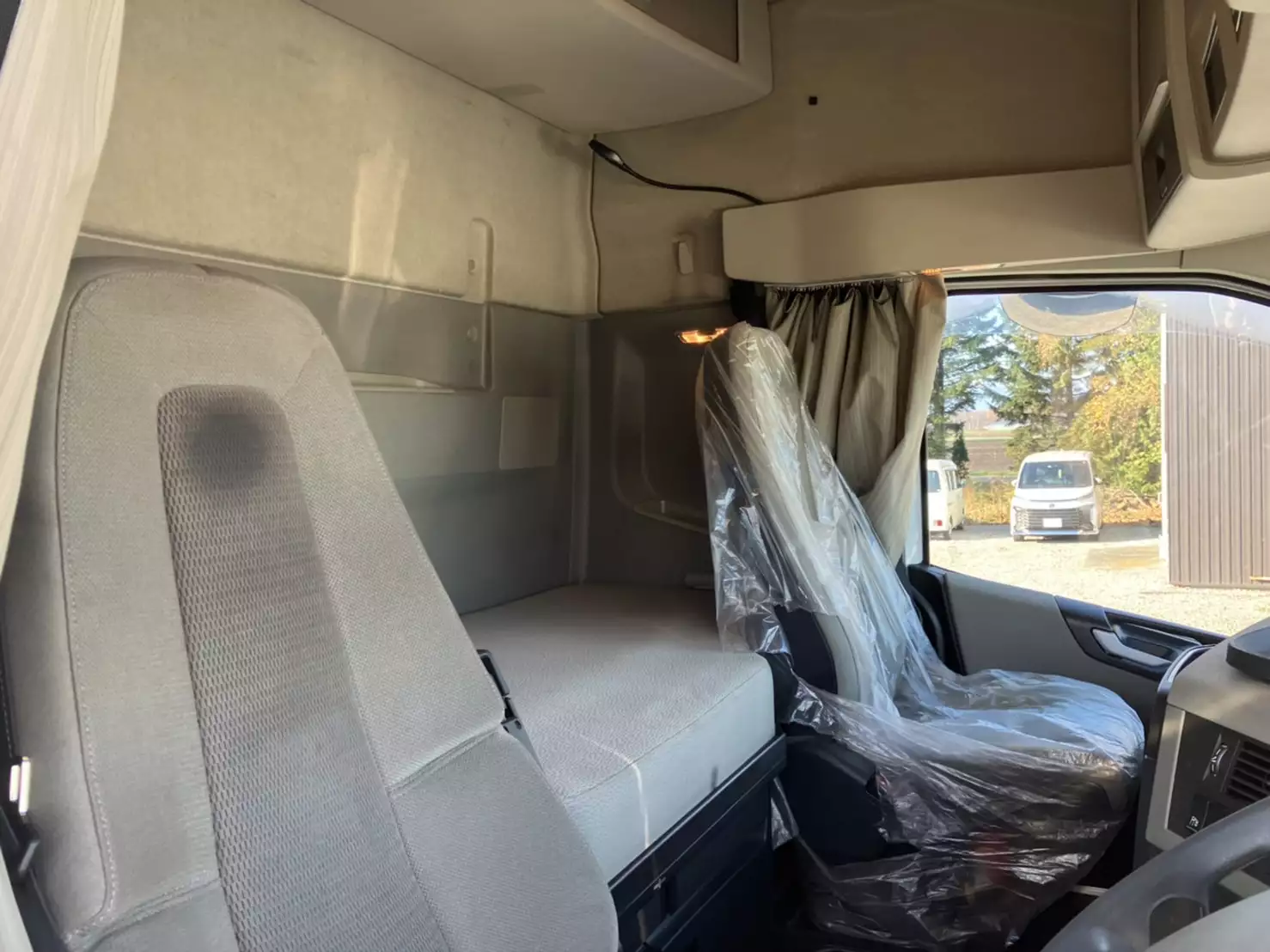 令和01年/平成31年09月中古大型トラクタヘッドボルボボルボの画像14