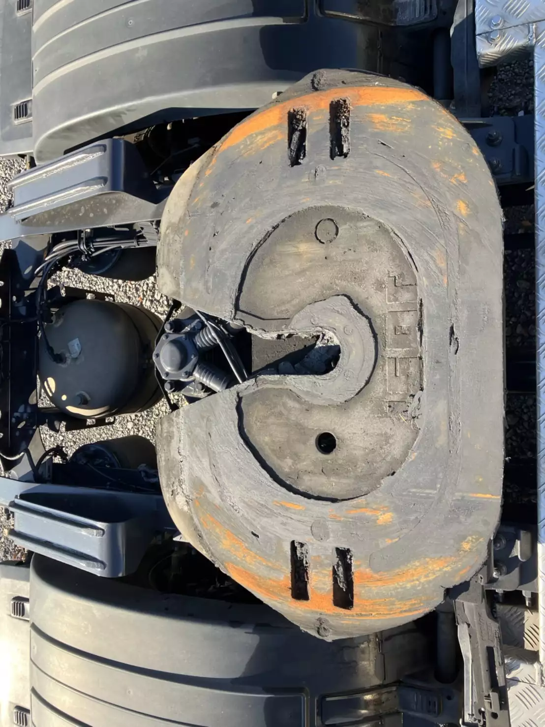 令和01年/平成31年09月中古大型トラクタヘッドボルボボルボの画像20