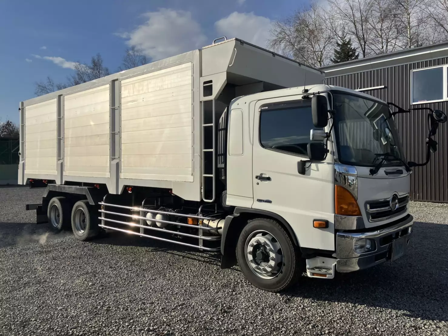 平成26年06月中古増トンダンプ日野レンジャーの画像4