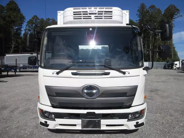 令和05年04月中古中型冷凍バン・ウィング日野レンジャーの画像2