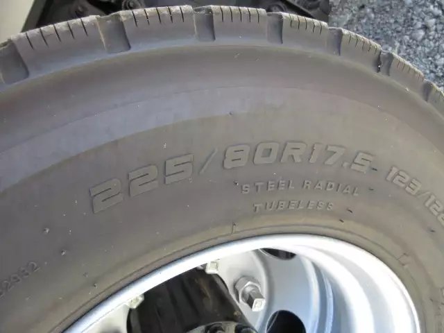 令和05年04月中古中型冷凍バン・ウィング日野レンジャーの画像13