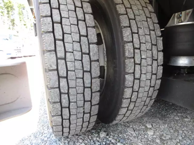 令和05年04月中古中型冷凍バン・ウィング日野レンジャーの画像14