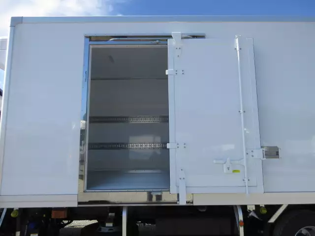 令和05年04月中古中型冷凍バン・ウィング日野レンジャーの画像30