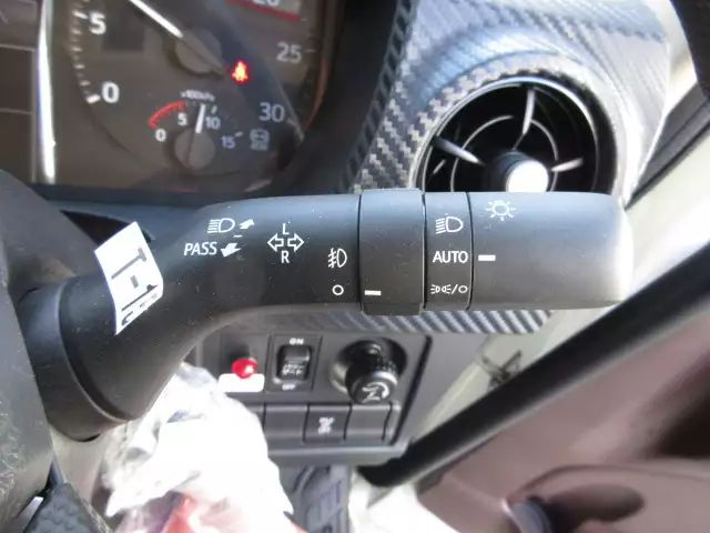 令和05年04月中古中型冷凍バン・ウィング日野レンジャーの画像47