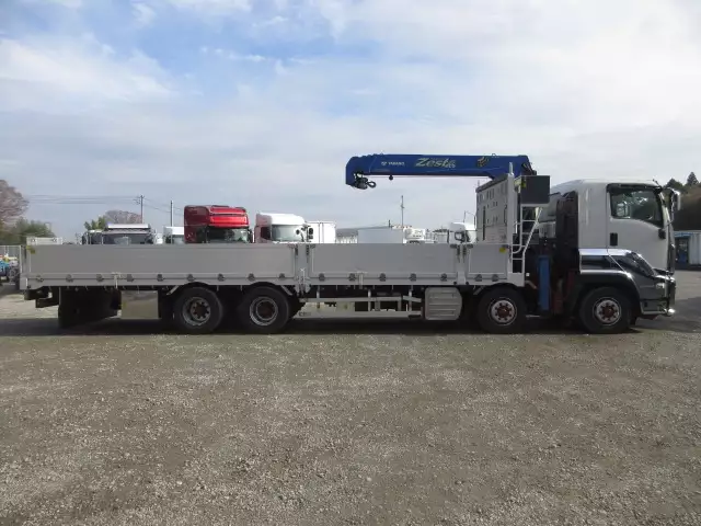 平成28年12月中古大型クレーン付いすゞギガの画像4