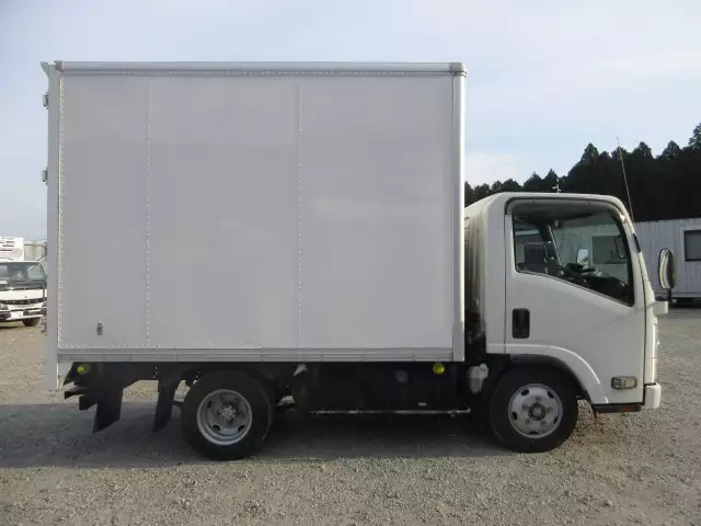 平成22年03月中古小型アルミバン・ウィングいすゞエルフの画像4