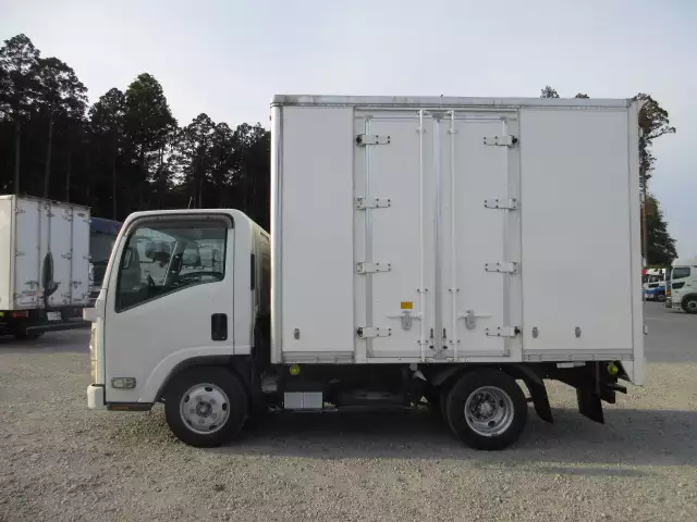 平成22年03月中古小型アルミバン・ウィングいすゞエルフの画像8