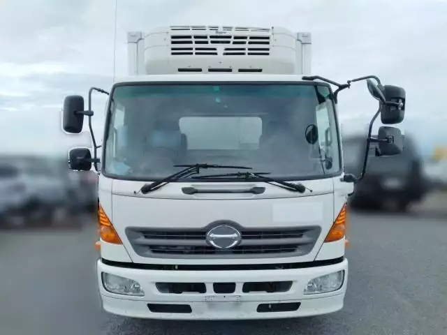 平成28年08月中古中型冷凍バン・ウィング日野レンジャーの画像17