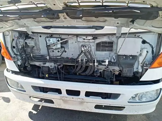 平成28年08月中古中型冷凍バン・ウィング日野レンジャーの画像19