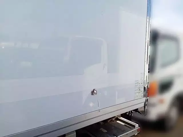 平成28年08月中古中型冷凍バン・ウィング日野レンジャーの画像22