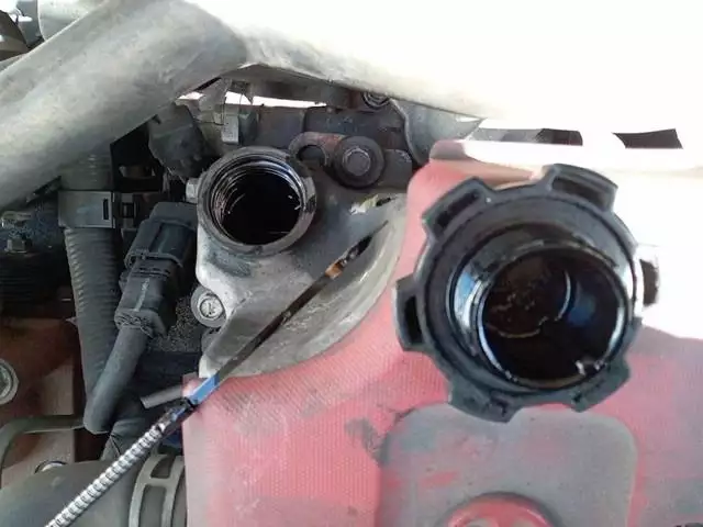 平成28年08月中古中型冷凍バン・ウィング日野レンジャーの画像45