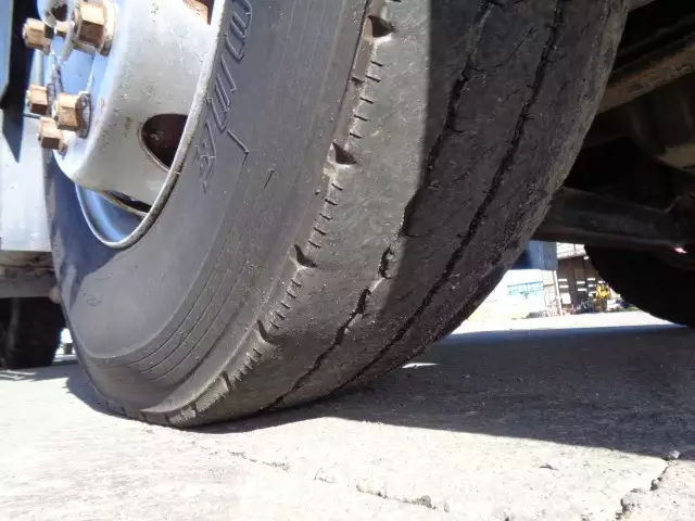 平成25年10月中古大型ダンプ三菱ふそうスーパーグレートの画像41