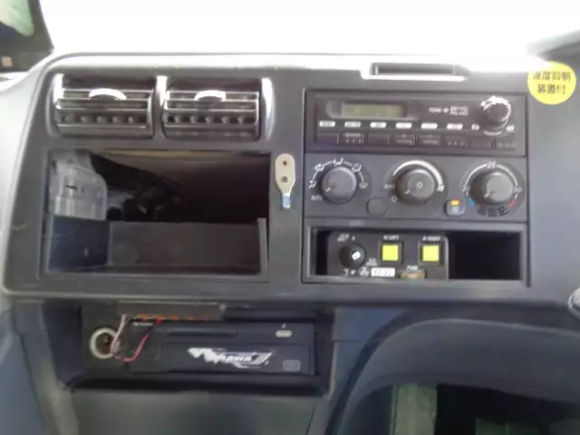 平成25年10月中古大型ダンプ三菱ふそうスーパーグレートの画像48