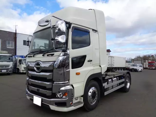 令和02年01月中古大型トラクタヘッド日野日野の画像1