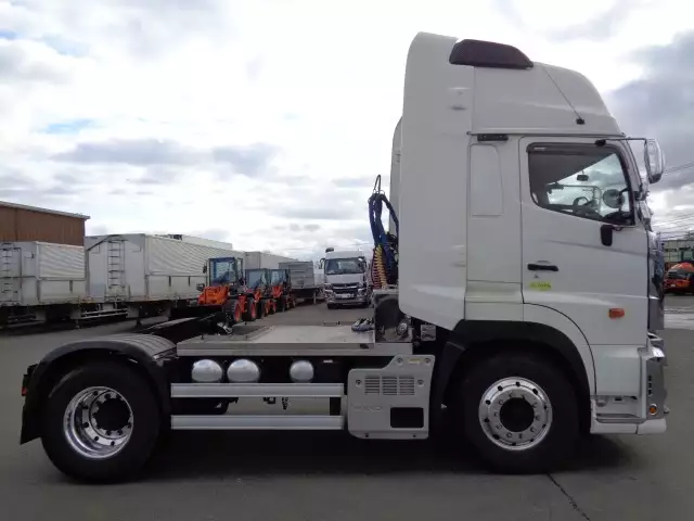 令和02年01月中古大型トラクタヘッド日野日野の画像4