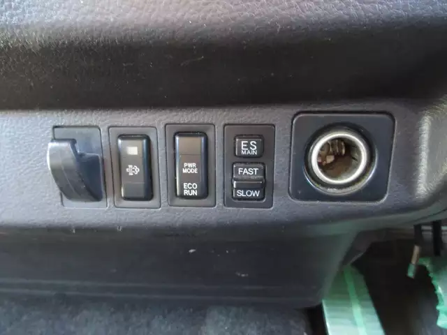 平成24年12月中古中型冷凍バン・ウィング日野レンジャーの画像38