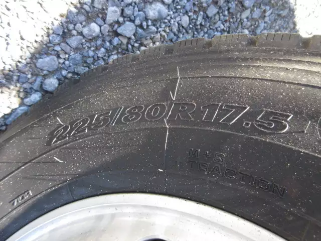 平成24年12月中古中型冷凍バン・ウィング日野レンジャーの画像10