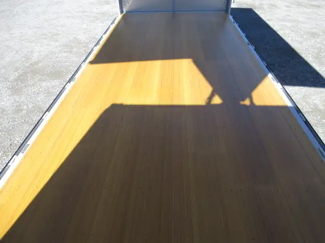 未使用車 令和5年 日野 4tアルミウィング 6200ワイド MT 240馬力 積載:2,500kg バックモニター ETC2.0の画像29