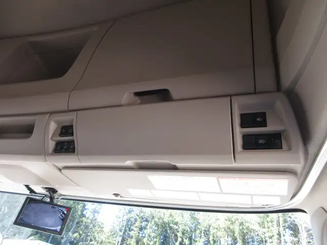 未使用車 令和5年 日野 4tアルミウィング 6200ワイド MT 240馬力 積載:2,500kg バックモニター ETC2.0の画像41