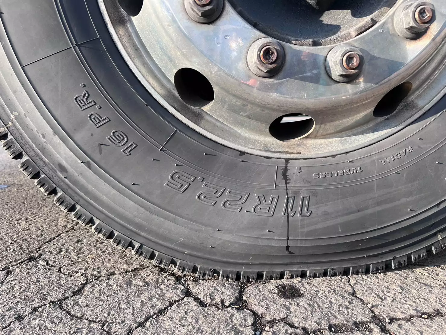 平成28年06月中古大型トラクタヘッド三菱ふそうスーパーグレートの画像13