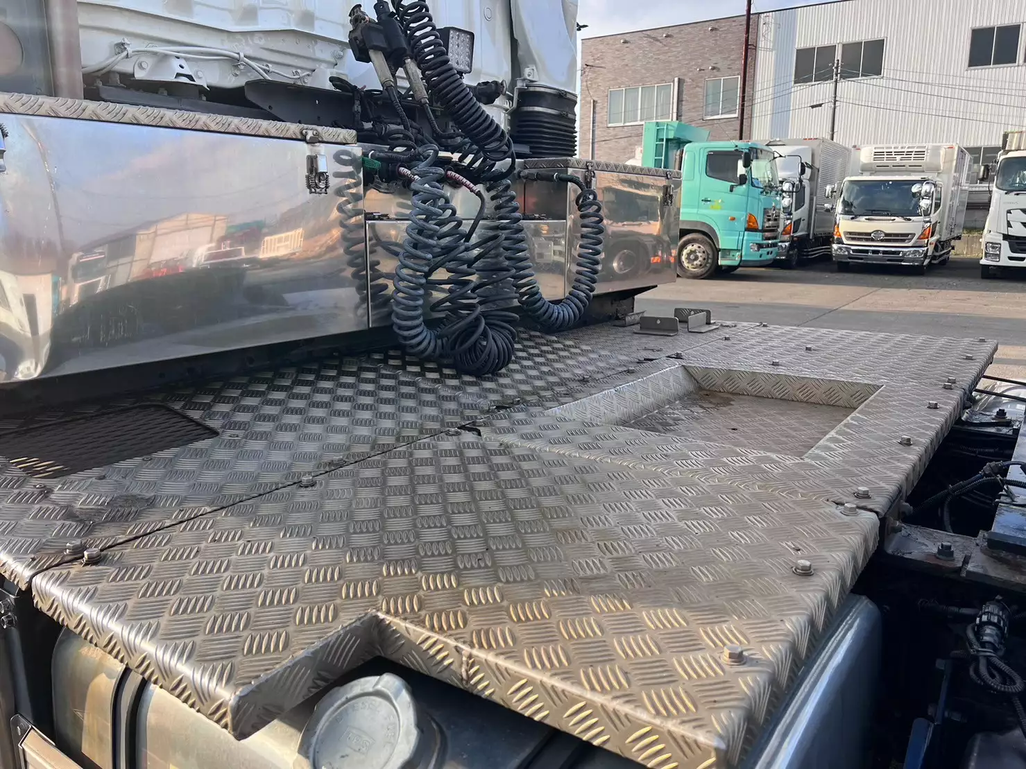 平成28年06月中古大型トラクタヘッド三菱ふそうスーパーグレートの画像8