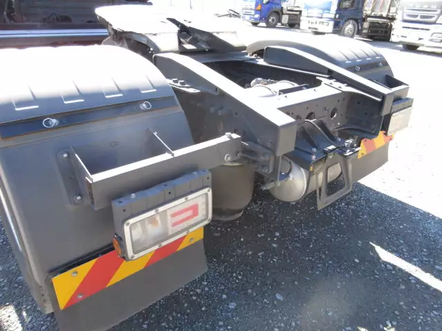 令和02年05月中古大型トラクタヘッド日野プロフィアの画像17