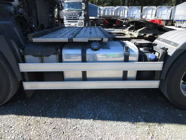 令和02年05月中古大型トラクタヘッド日野プロフィアの画像21