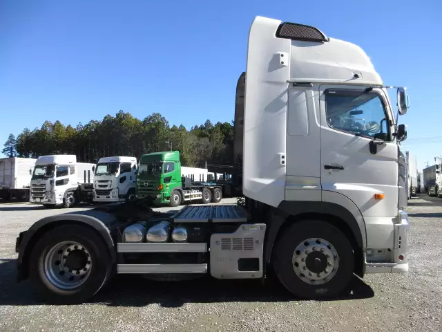 令和02年05月中古大型トラクタヘッド日野プロフィアの画像4