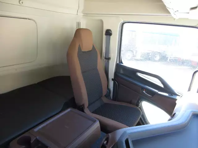 令和02年05月中古大型トラクタヘッド日野プロフィアの画像44