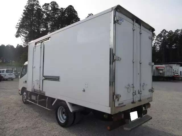 平成29年09月中古小型冷凍バン・ウィング日野デュトロの画像7