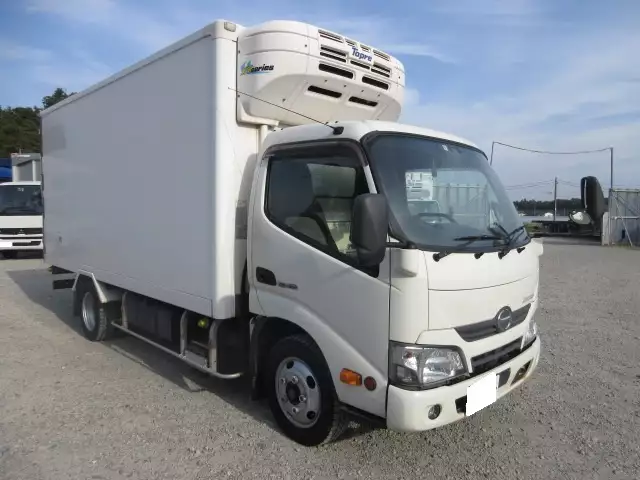 平成29年09月中古小型冷凍バン・ウィング日野デュトロの画像3