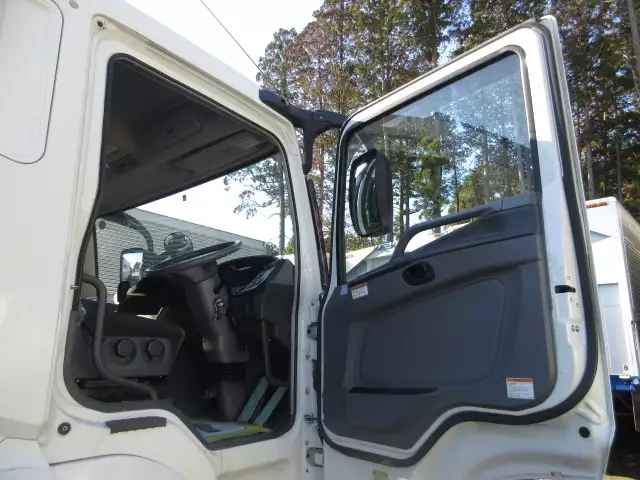 平成26年01月中古大型重機運搬車三菱ふそうスーパーグレートの画像32