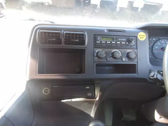 平成26年01月中古大型重機運搬車三菱ふそうスーパーグレートの画像38