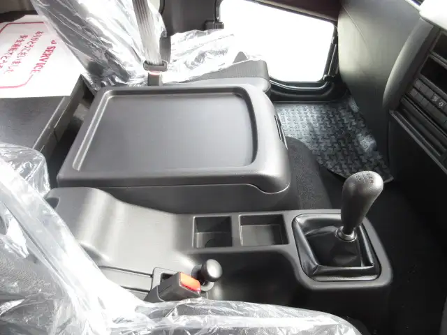 令和05年09月中古中型クレーン付三菱ふそうファイターの画像29