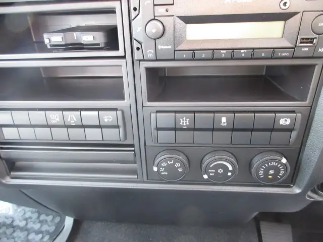 令和05年09月中古中型クレーン付三菱ふそうファイターの画像33