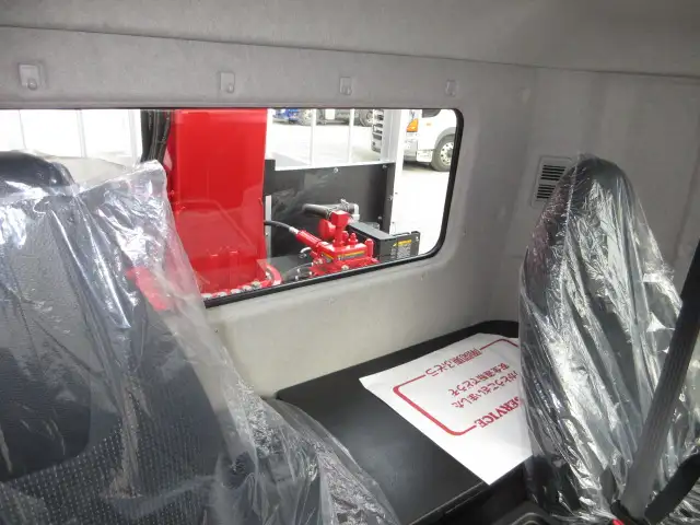 令和05年09月中古中型クレーン付三菱ふそうファイターの画像41