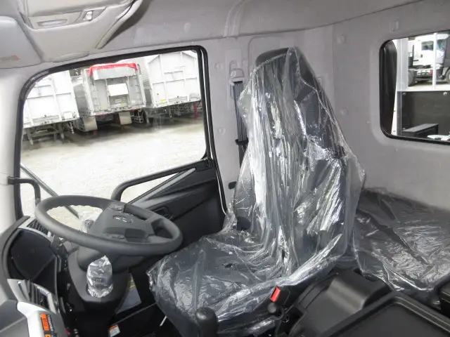 令和05年09月中古中型クレーン付三菱ふそうファイターの画像42