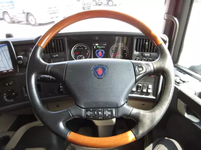 平成29年04月中古大型トラクタヘッドスカニアトラックの画像29