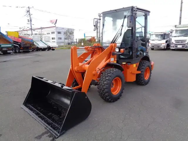 未使用車 令和5年 日立 ZW30-5B スパイクタイヤ ヒーター 3hの画像1