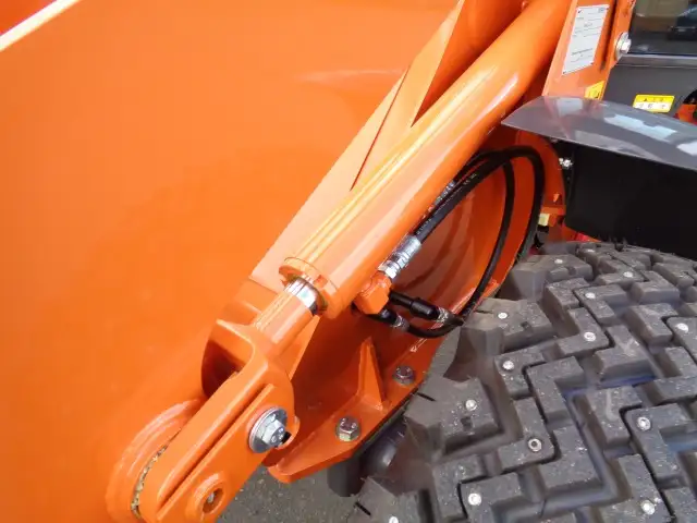 未使用車 令和5年 日立 ZW30-5B スパイクタイヤ ヒーター 3hの画像14