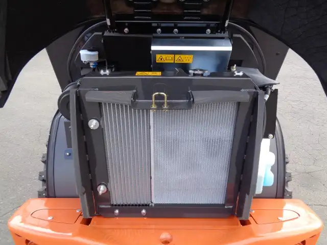 未使用車 令和5年 日立 ZW30-5B スパイクタイヤ ヒーター 3hの画像30