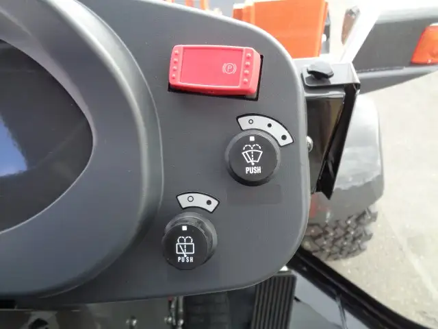 未使用車 令和5年 日立 ZW30-5B スパイクタイヤ ヒーター 3hの画像46