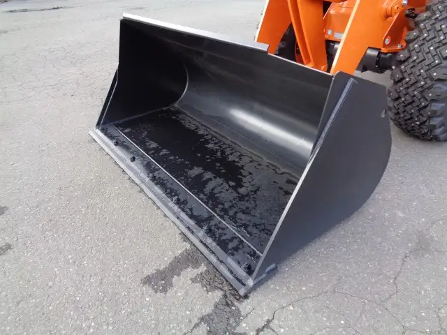 未使用車 令和5年 日立 ZW30-5B スパイクタイヤ ヒーター 3hの画像9