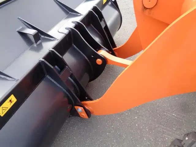 未使用車 令和5年 日立 ZW30-5B スパイクタイヤ ヒーター 3hの画像10