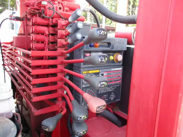 平成30年12月中古増トンクレーン付三菱ふそうファイターの画像21