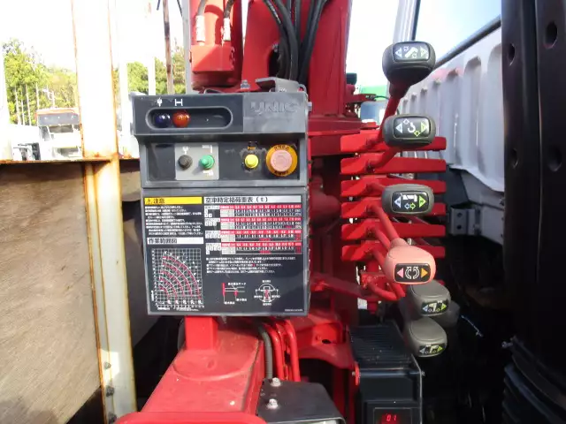 平成30年12月中古増トンクレーン付三菱ふそうファイターの画像41