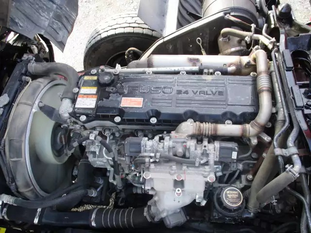 平成30年12月中古増トンクレーン付三菱ふそうファイターの画像48