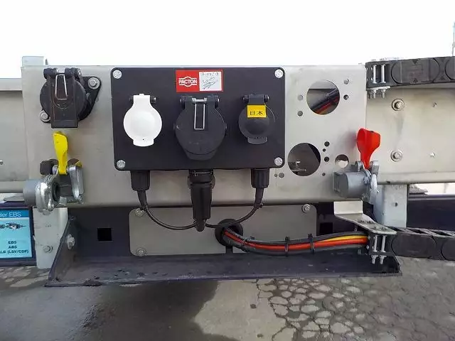 令和01年/平成31年01月中古その他コンテナシャーシー輸入車・その他PACTONの画像9